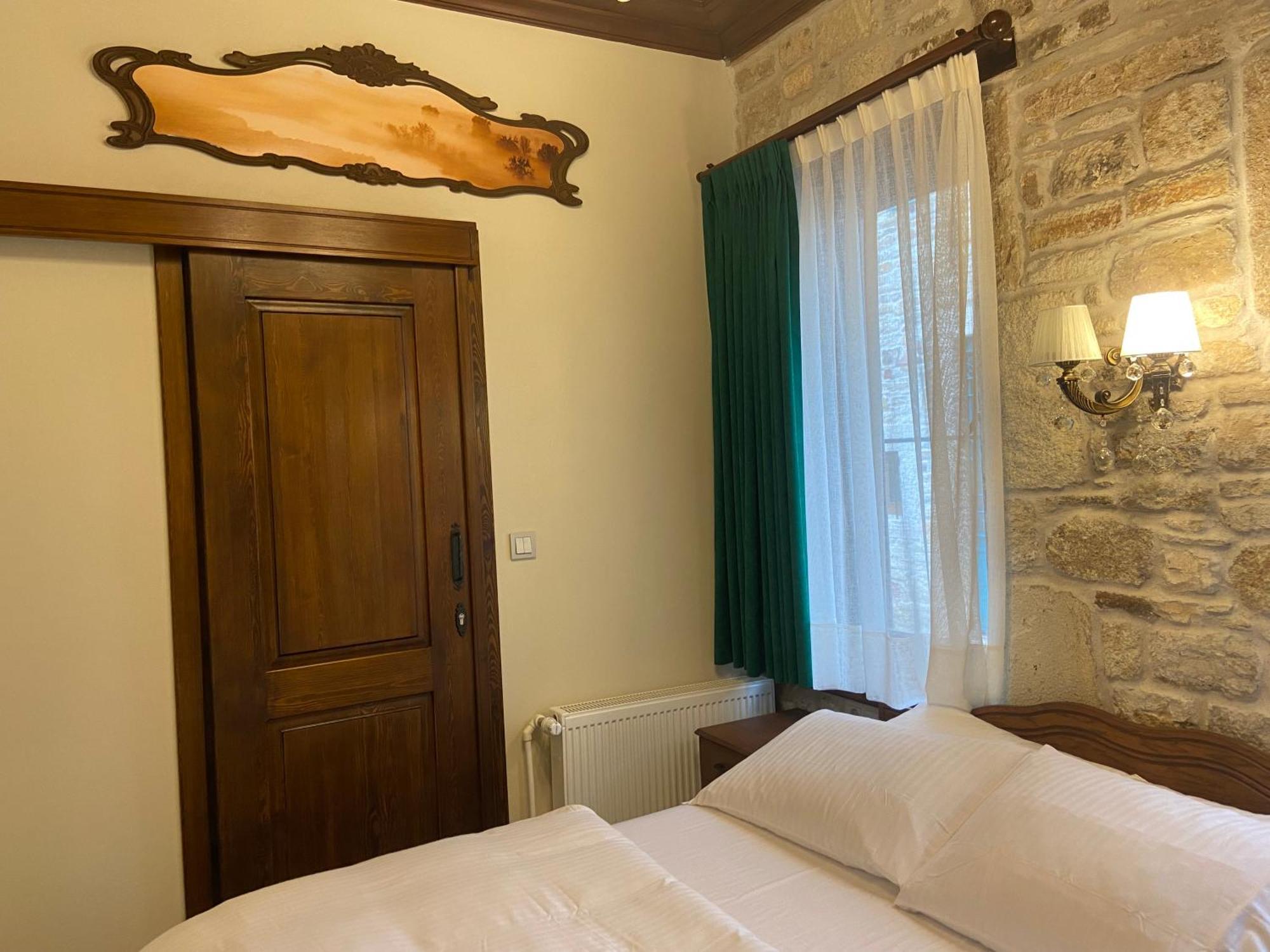 Dionysos 1789 Boutique Hotel Foça Exterior photo